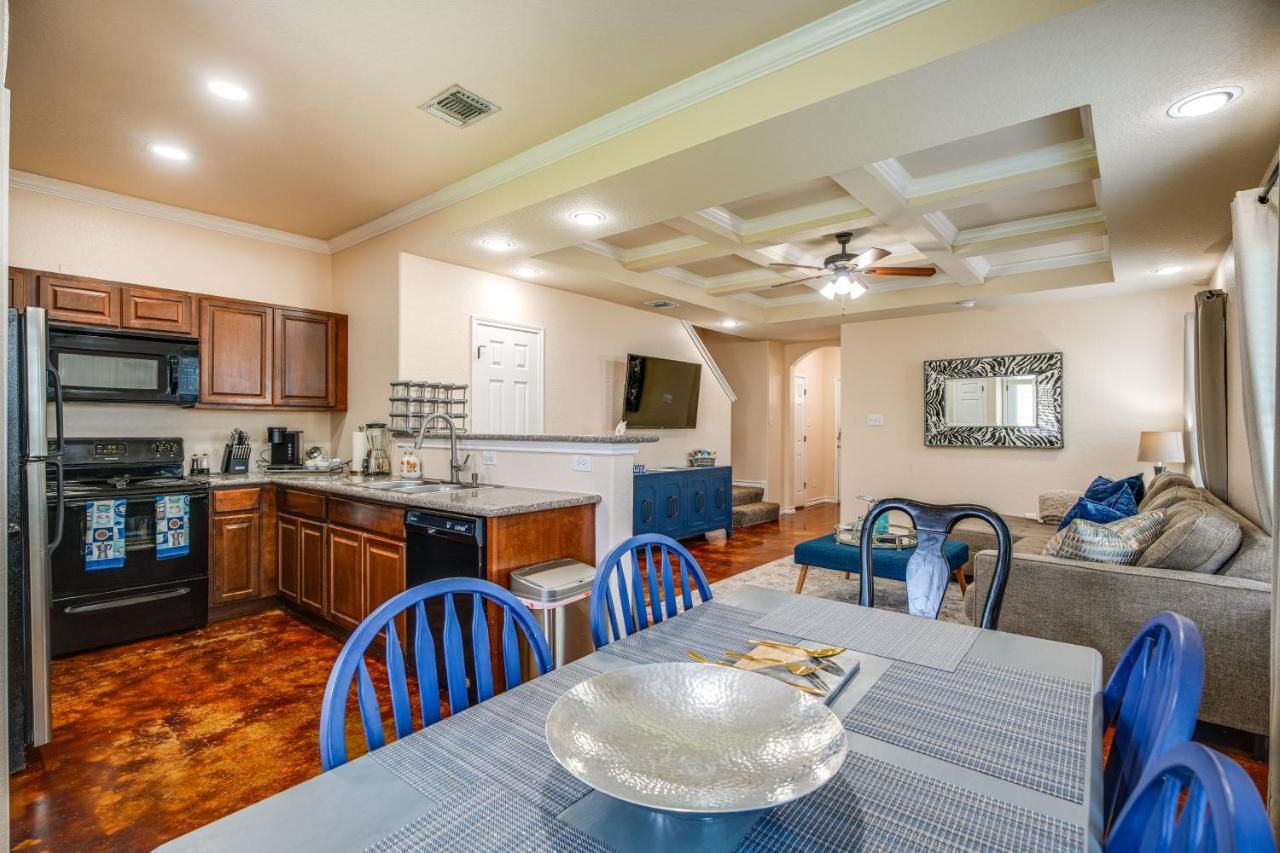 San Antonio Townhome About 2 Mi To Aquarium! Extérieur photo